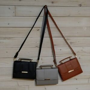 💕 3/$24, Small crossbody bag
